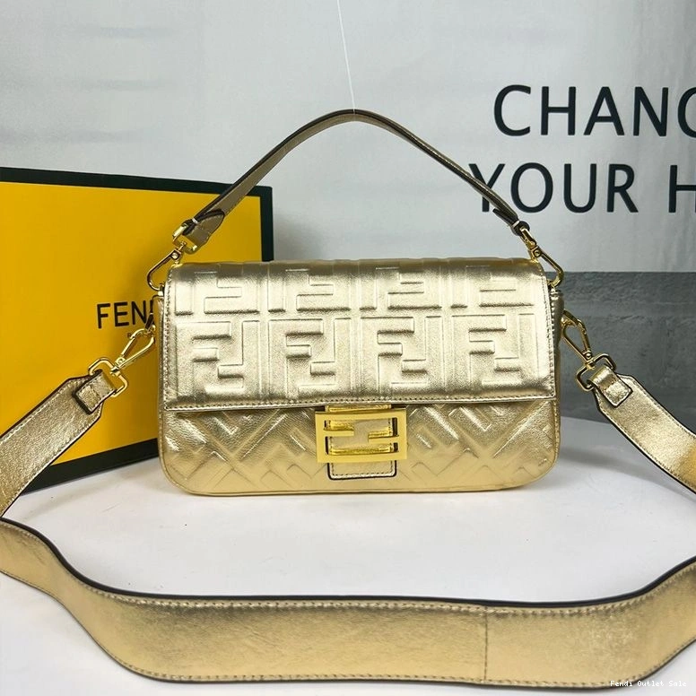 Affordable FF Gold Fendi Bag Leather Motif Baguette Nappa Medium In 0807